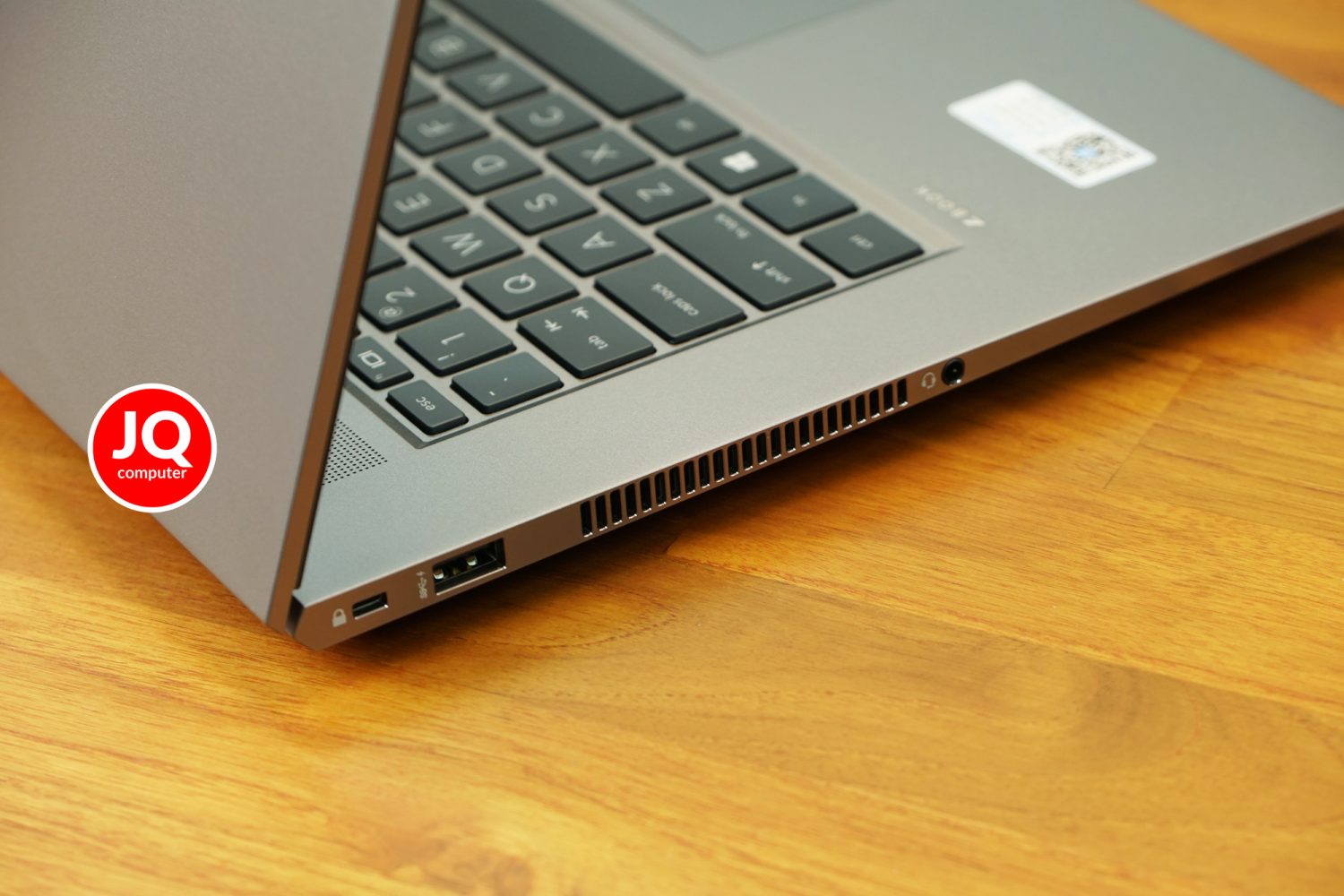HP ZBook Studio G8 - Image 13