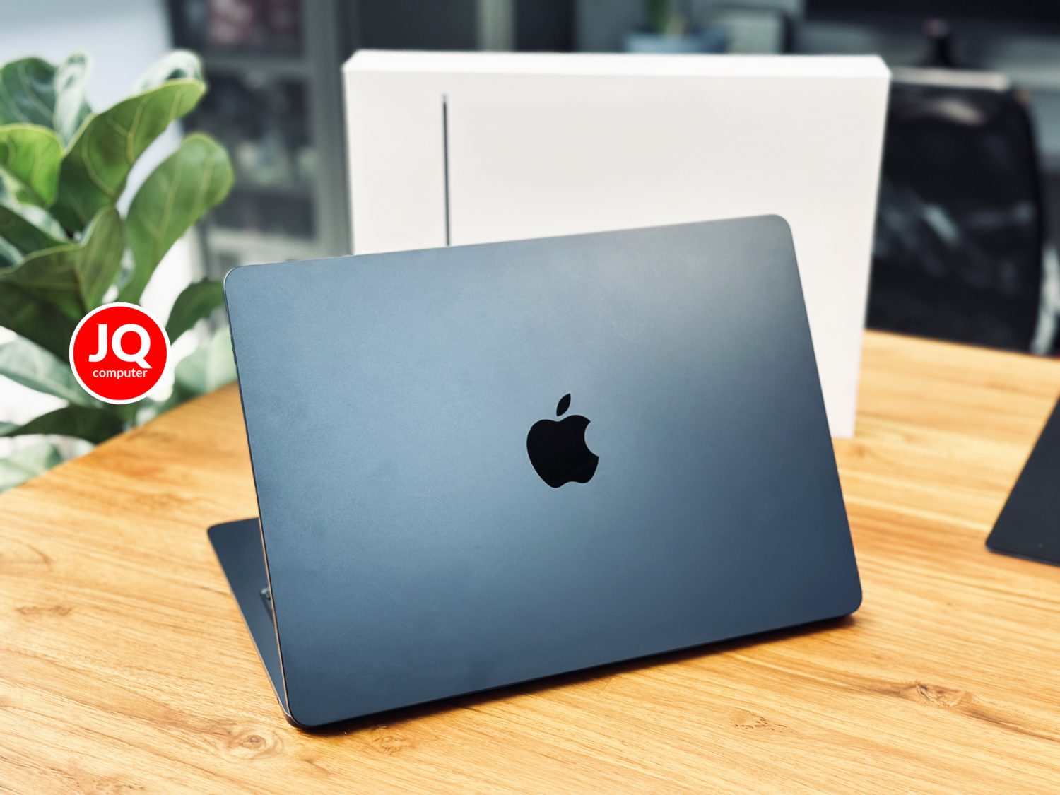 MacBook Air 13" Apple M2, 2022 (CTO) - Image 2