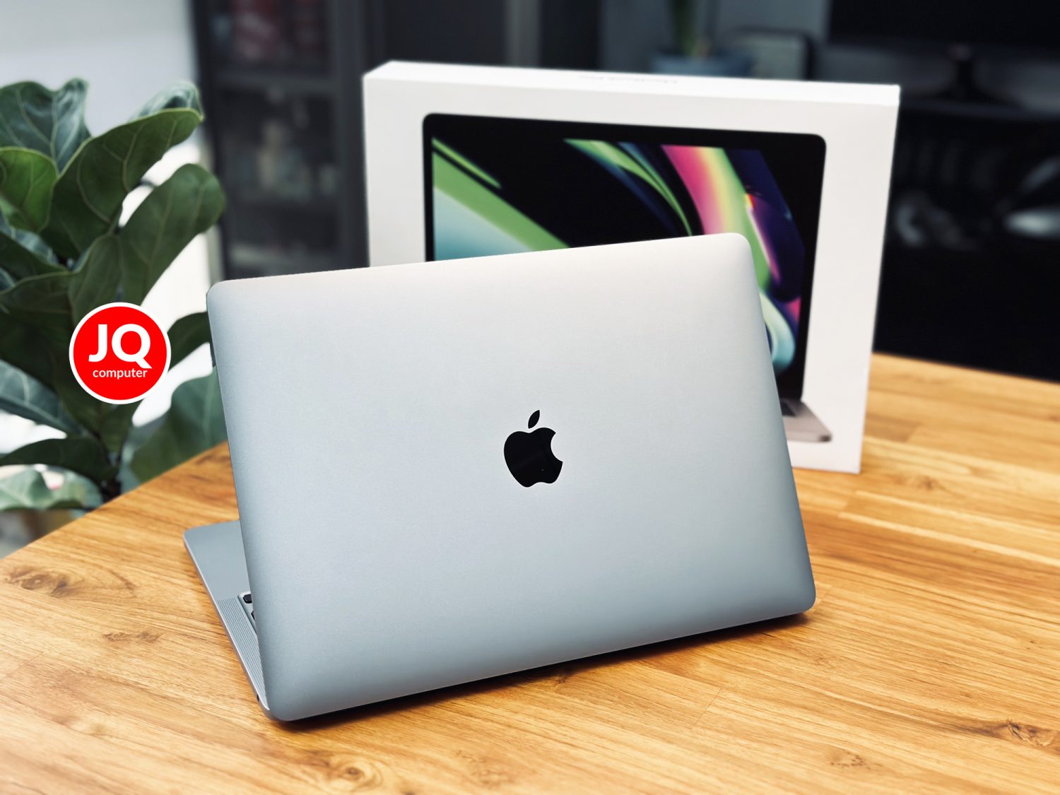 MacBook Pro 13" Apple M1, 2020 - Image 2