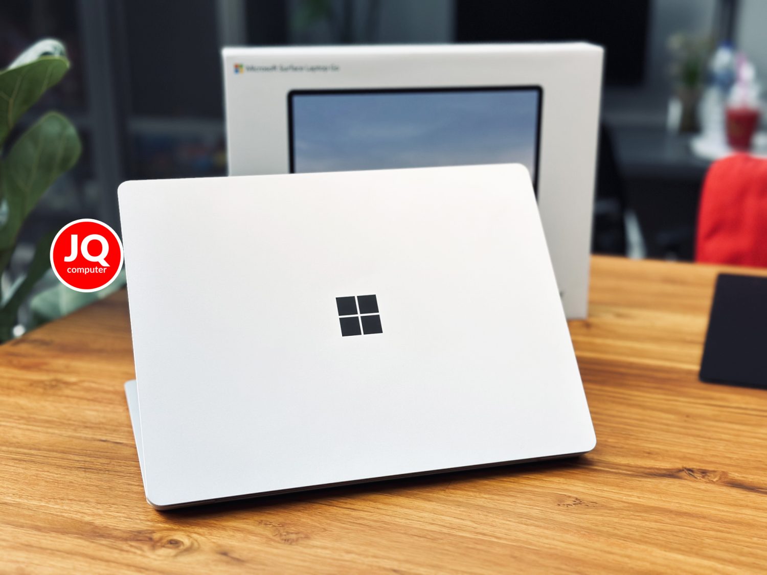 Surface Laptop Go - Image 2
