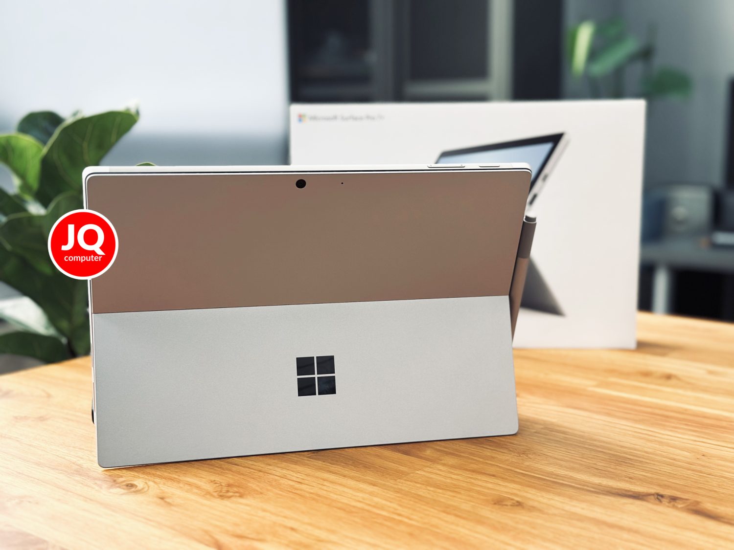 Surface Pro 7 Plus - Image 2