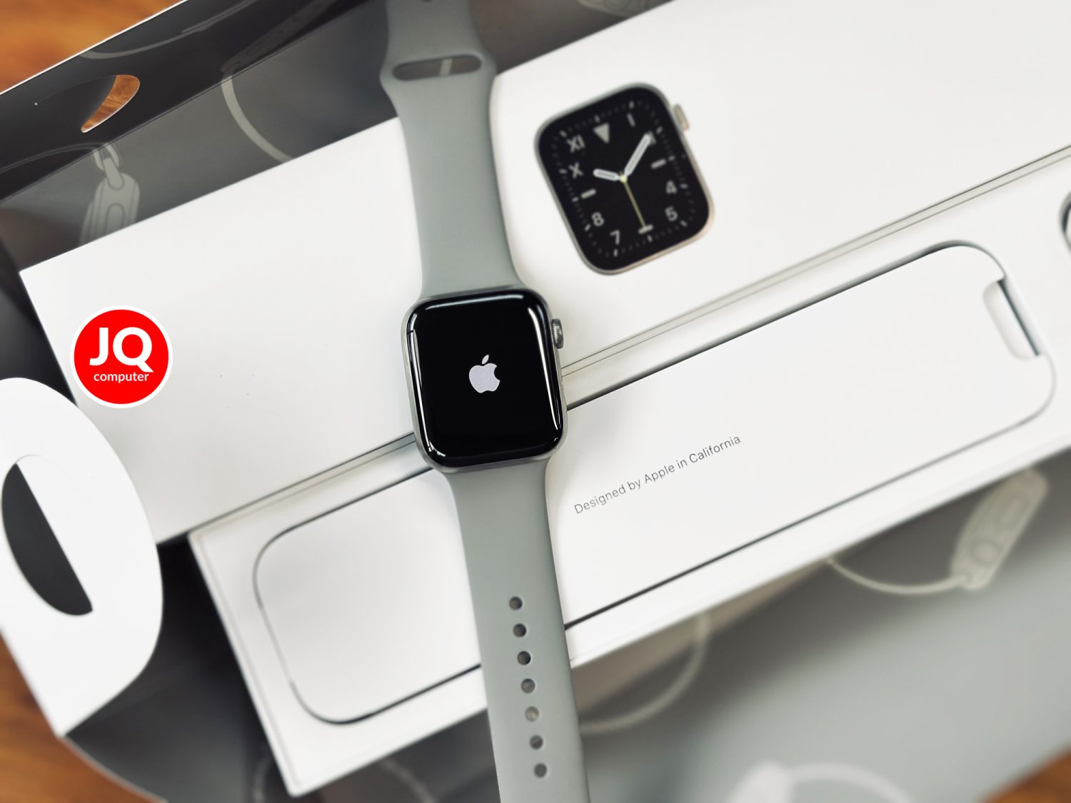 Apple Watch Series 6 Titanium
