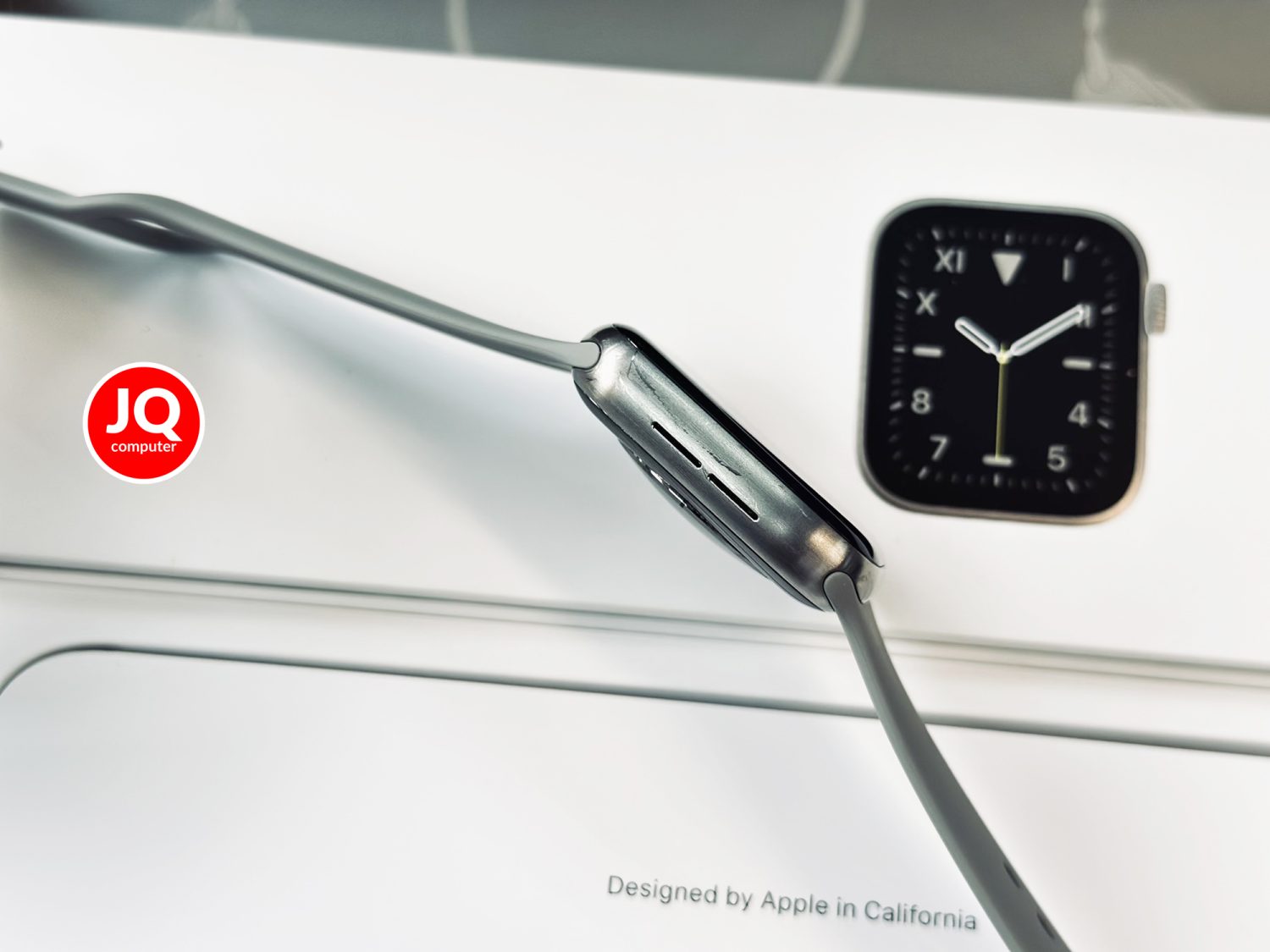 Apple Watch Series 6 Titanium - Image 3