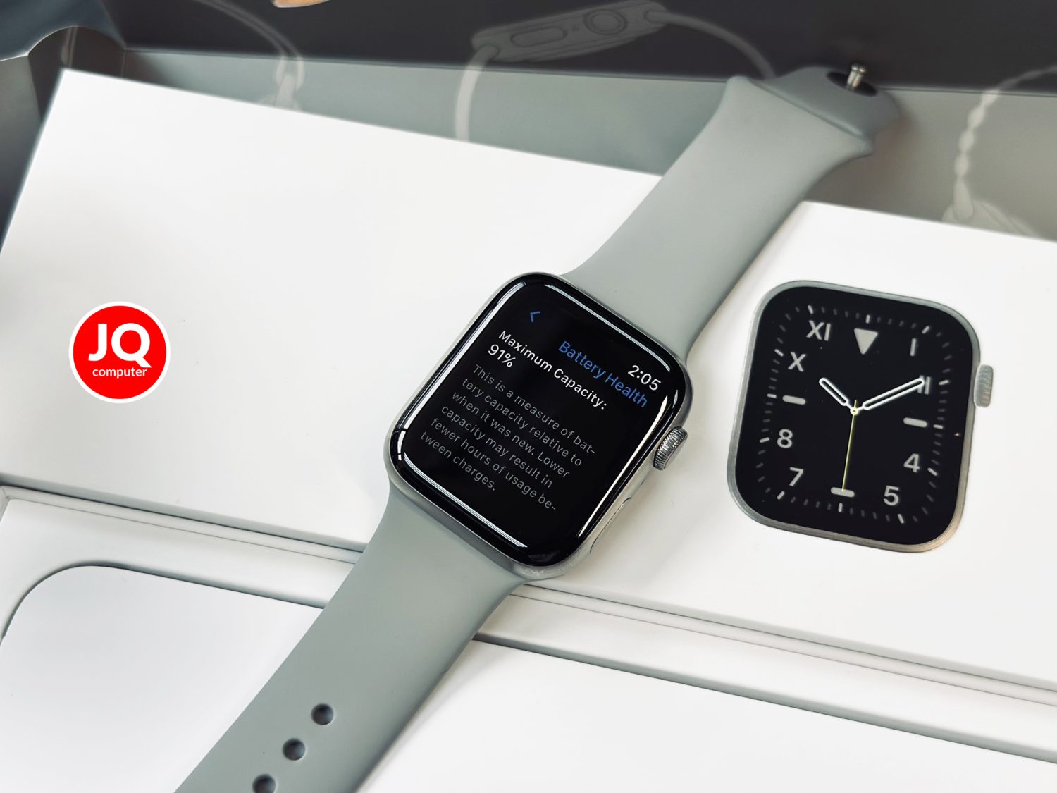 Apple Watch Series 6 Titanium - Image 4
