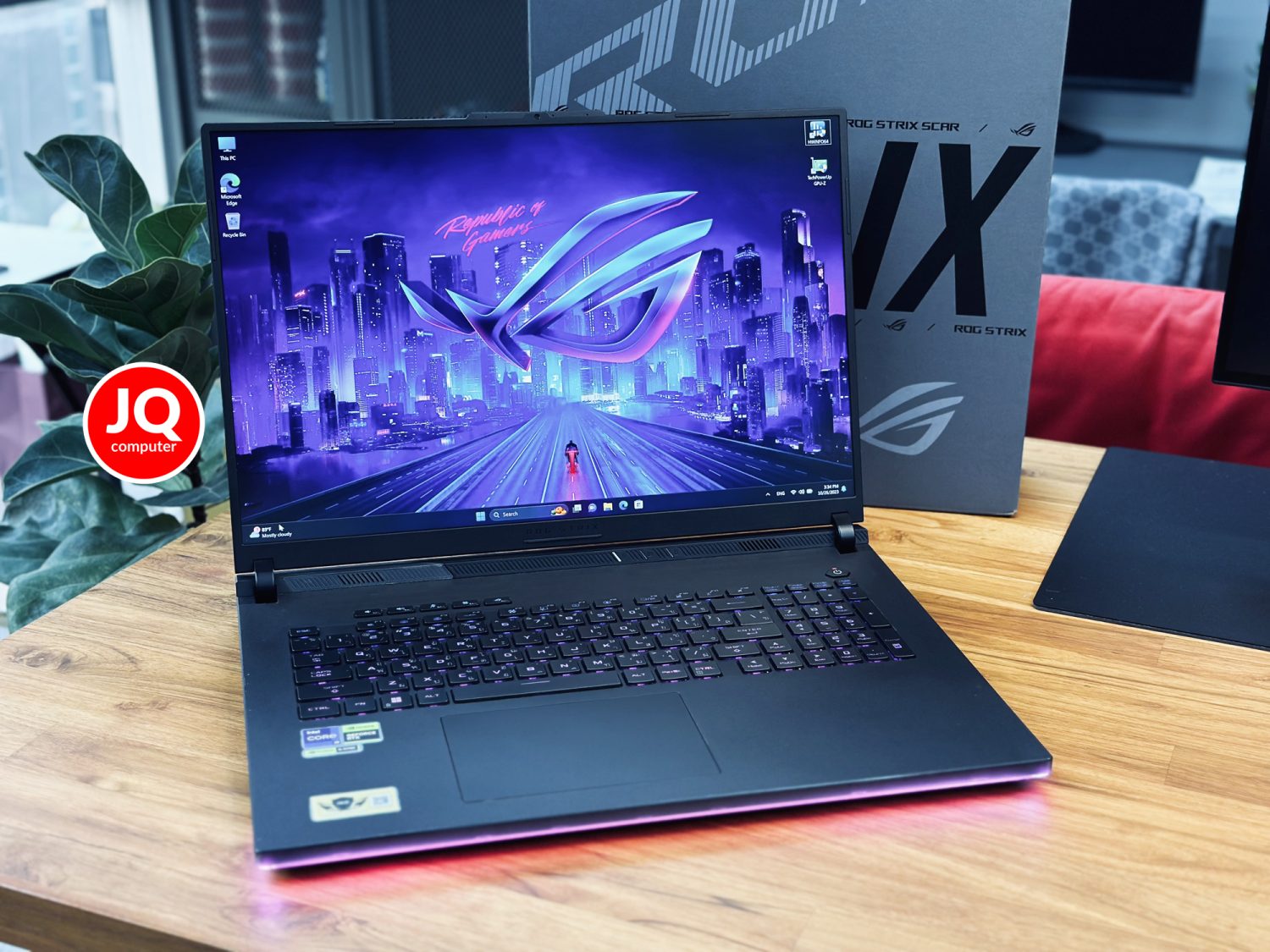 Asus ROG Strix Scar 18