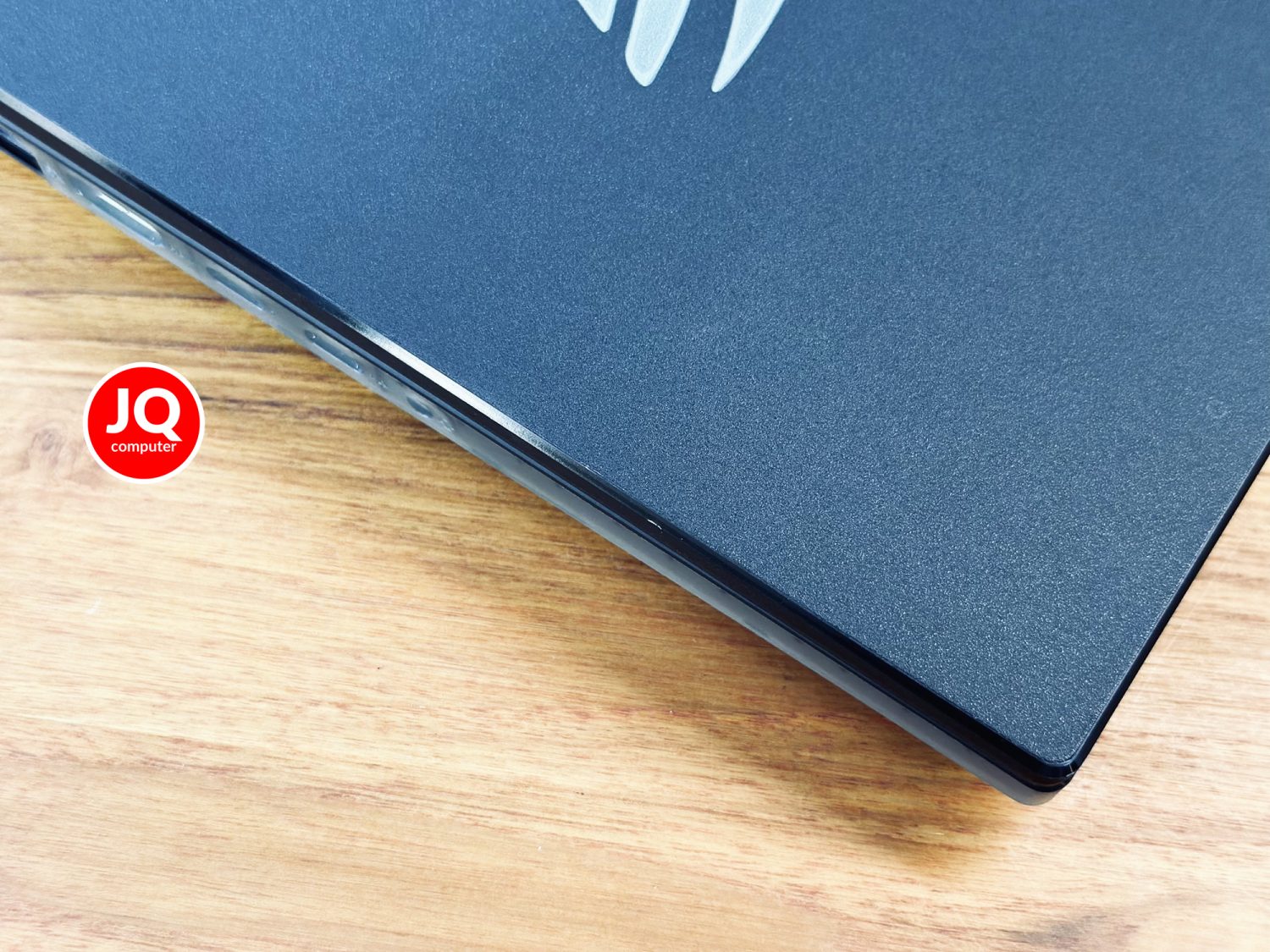Asus ROG Strix Scar 18 - Image 19