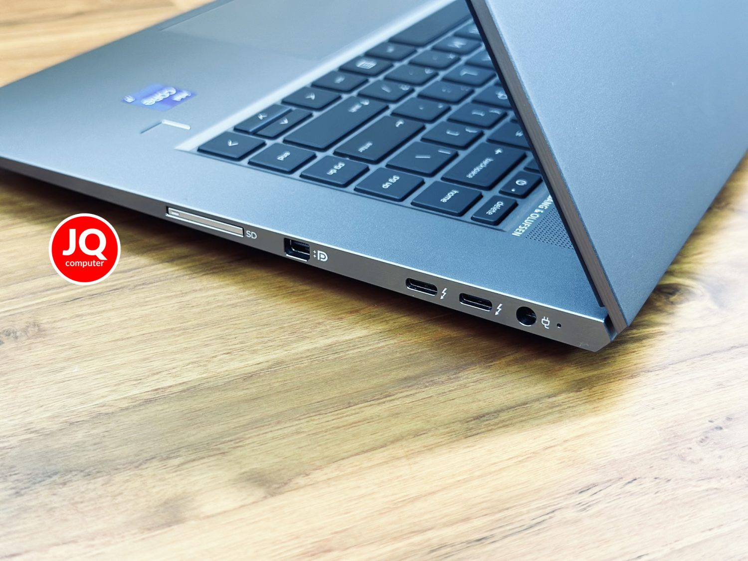 HP ZBook Studio 15 G8 - Image 14