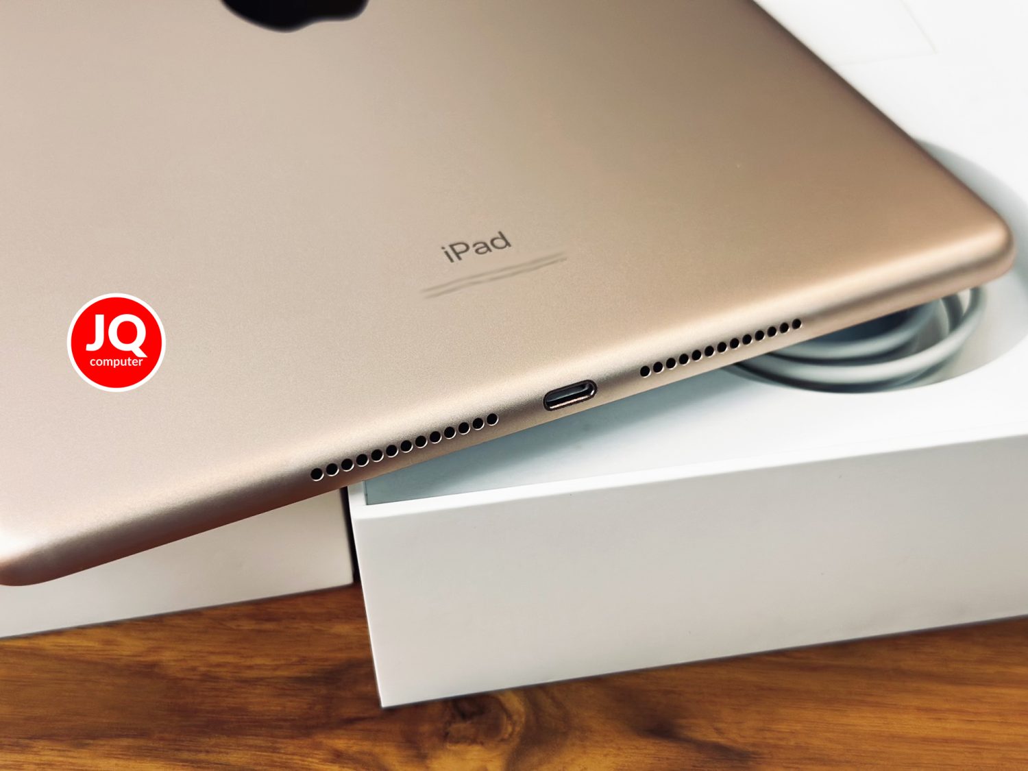 iPad 7 WiFi - Image 3