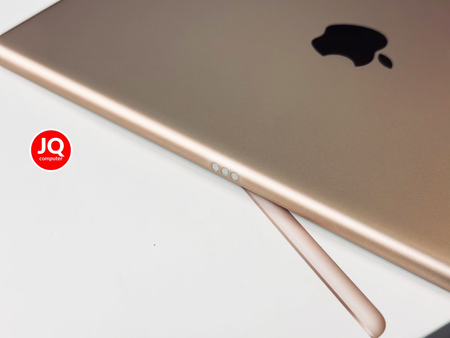 iPad 7 WiFi - Image 8
