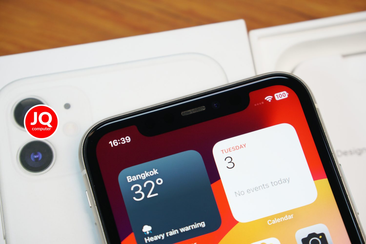 iPhone 11, 64 GB - Image 13