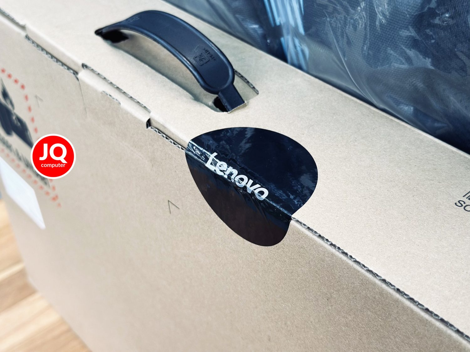 Lenovo LOQ (16IRH8) - Image 4