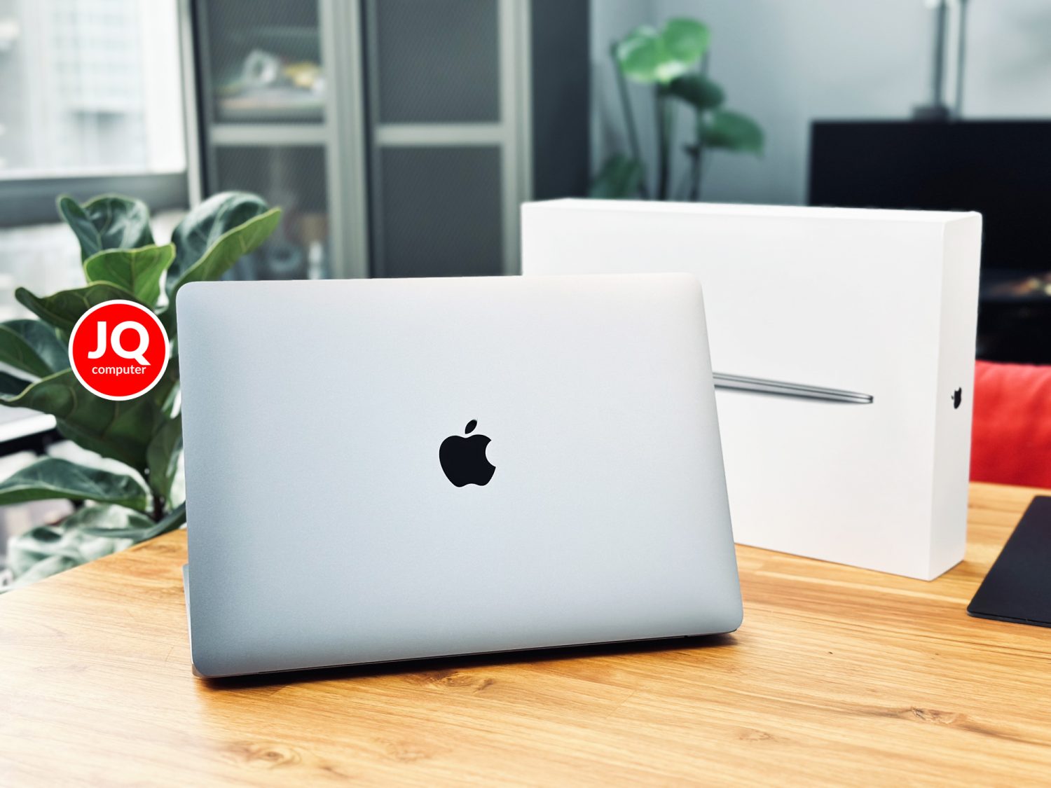MacBook Air 13" Apple M1, 2020 - Image 2