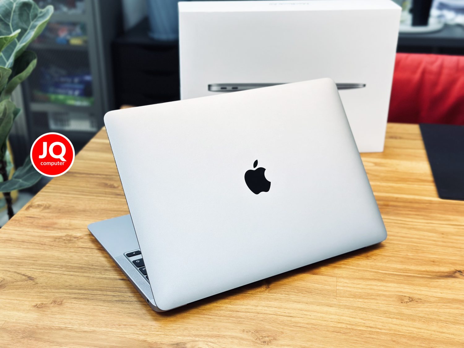 MacBook Air 13" Apple M1, 2020 - Image 2