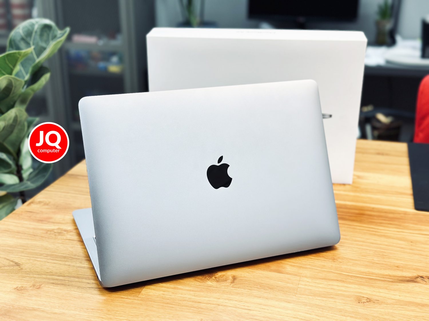 MacBook Air 13" Apple M1, 2020 - Image 2