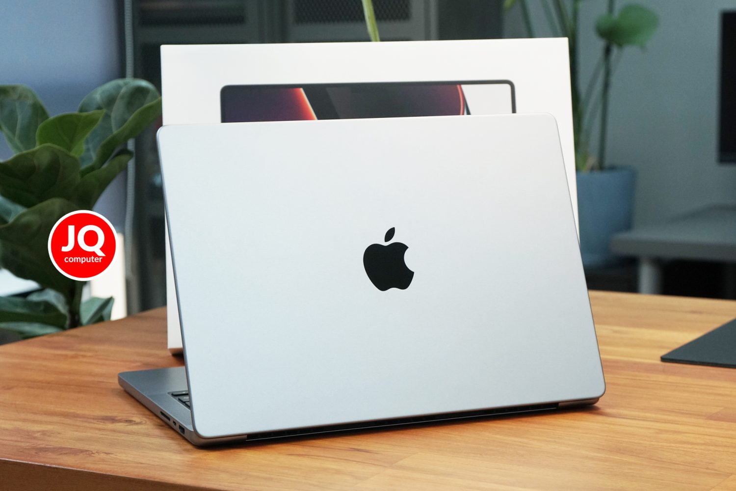 MacBook Pro 14" Apple M1 Pro, 2021 (Apple Care+) - Image 2