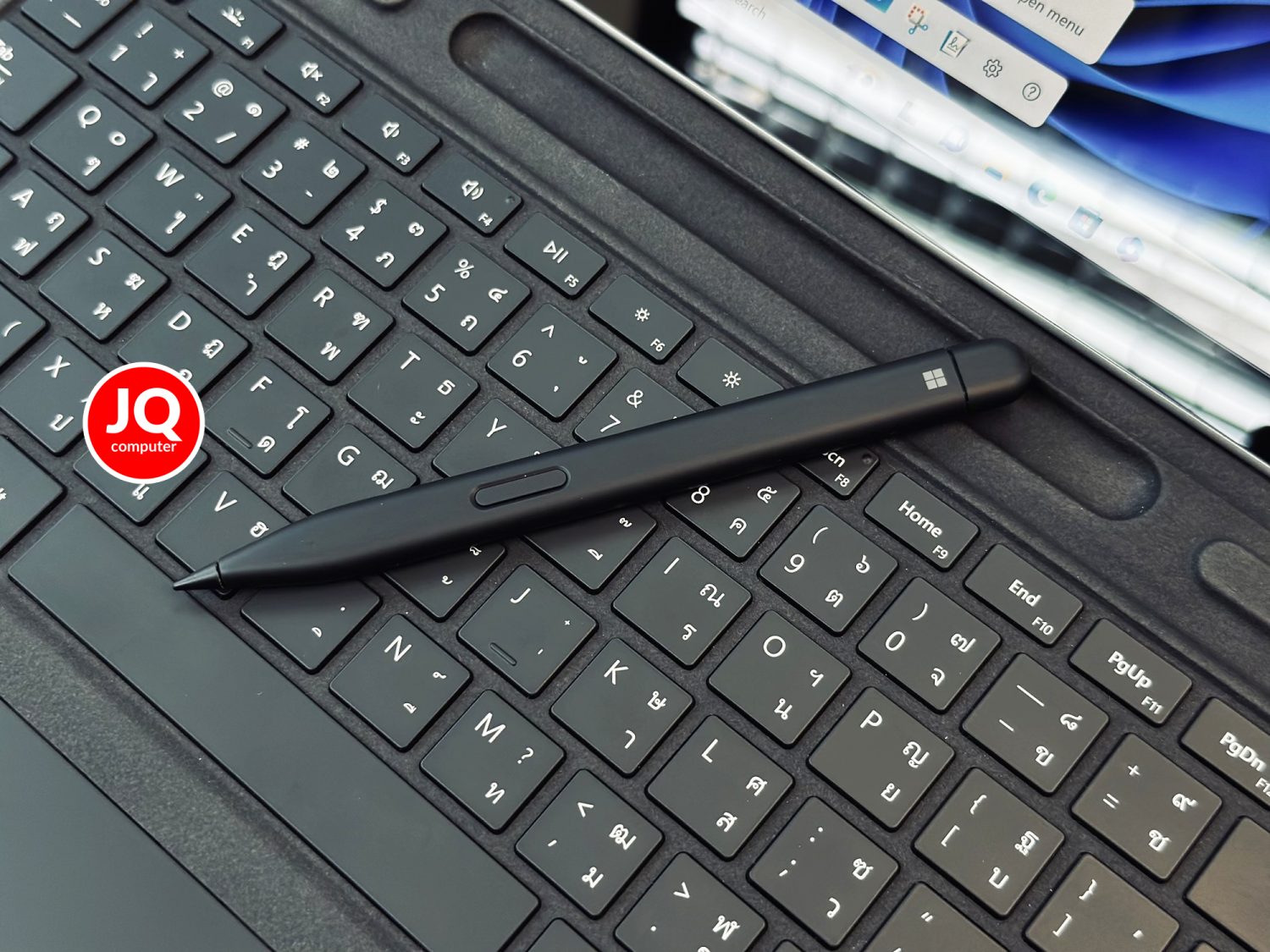 Microsoft Surface Pro 8, Intel Core i5 - Image 17