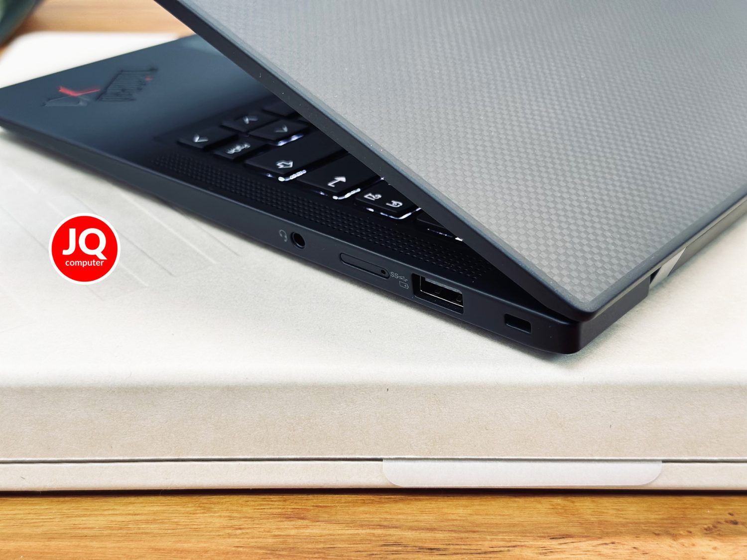 Lenovo ThinkPad X1 Carbon (Gen.11/LTE) - Image 21