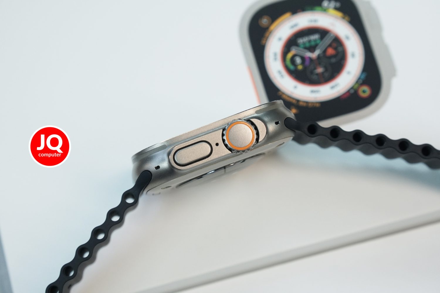 Apple Watch Ultra 1 - Image 4