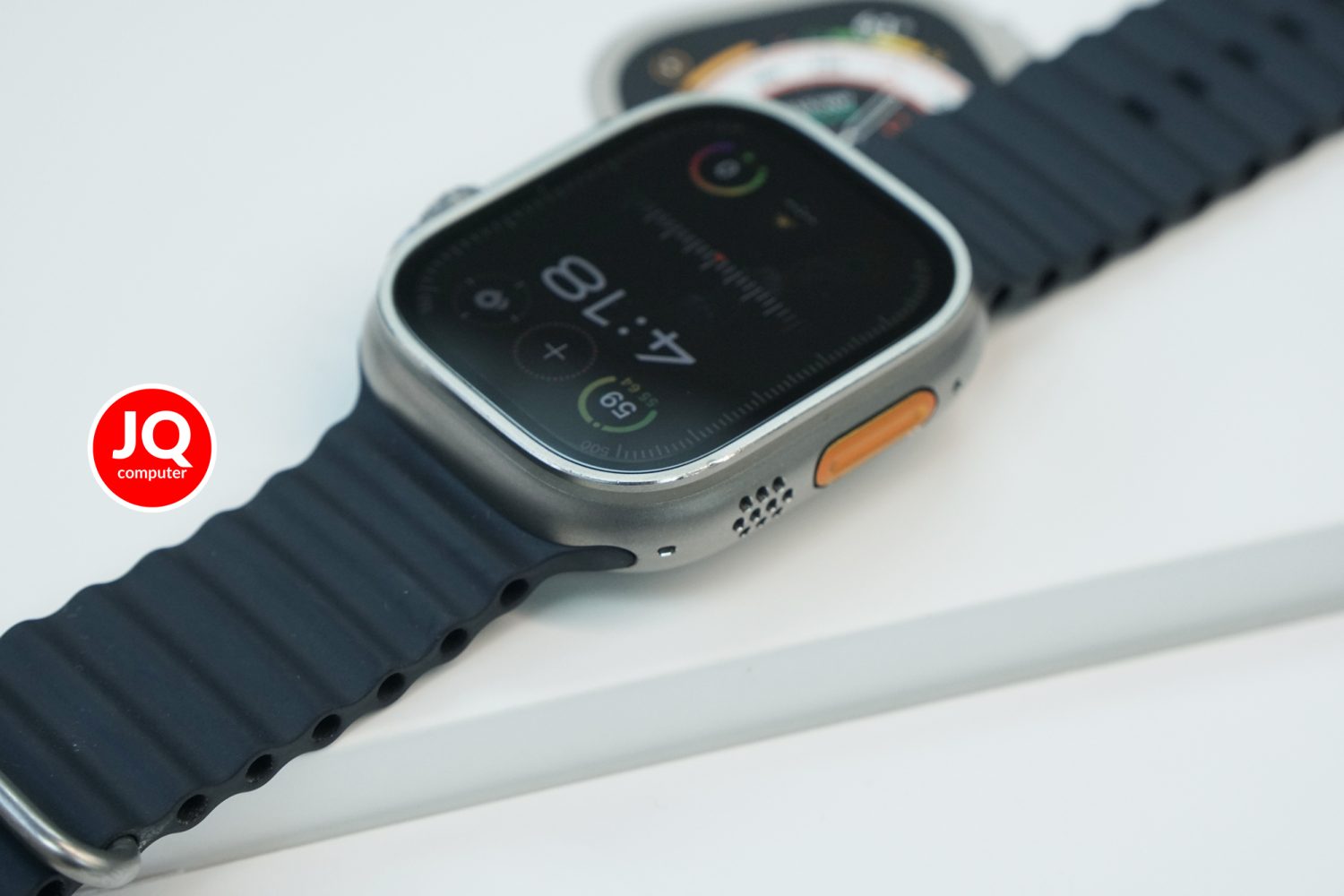 Apple Watch Ultra 1 - Image 6