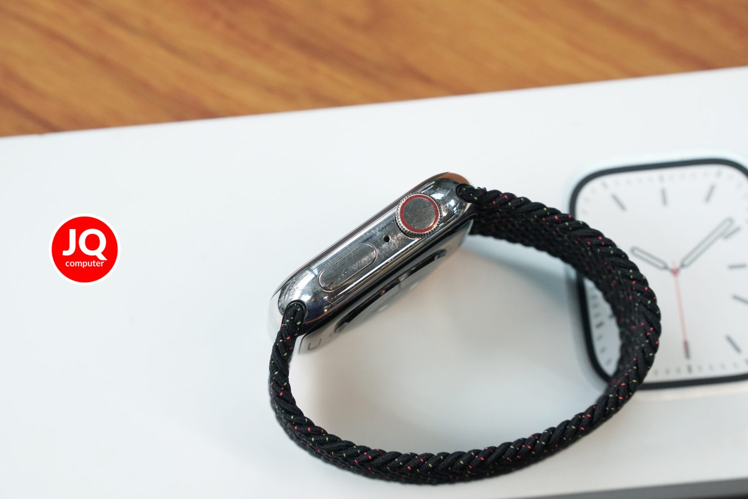 Apple Watch 7 Cellular, 41 MM. Stainless - Image 3