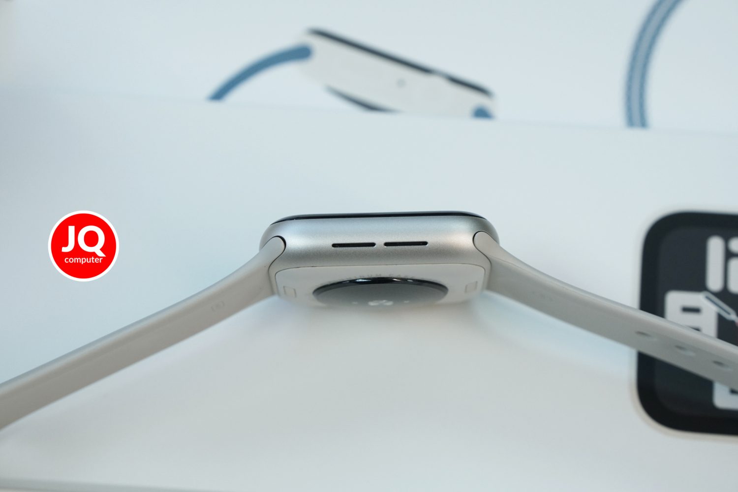 Apple Watch SE 2 GPS - Image 3