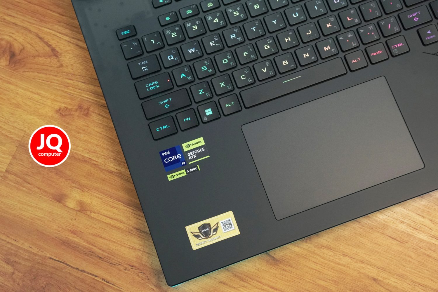 Asus ROG Strix Scar 18 - Image 4