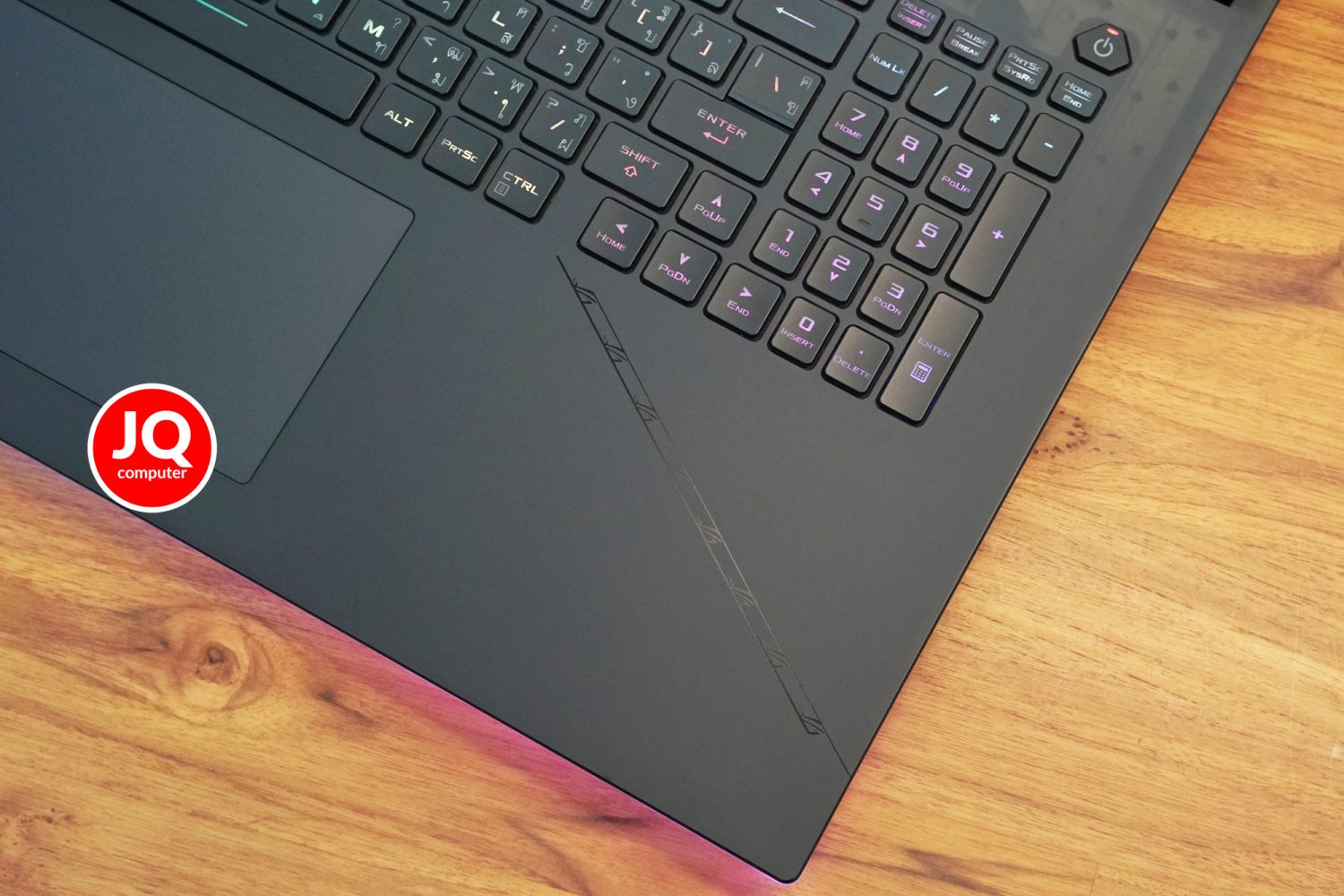 Asus ROG Strix Scar 18 - Image 5