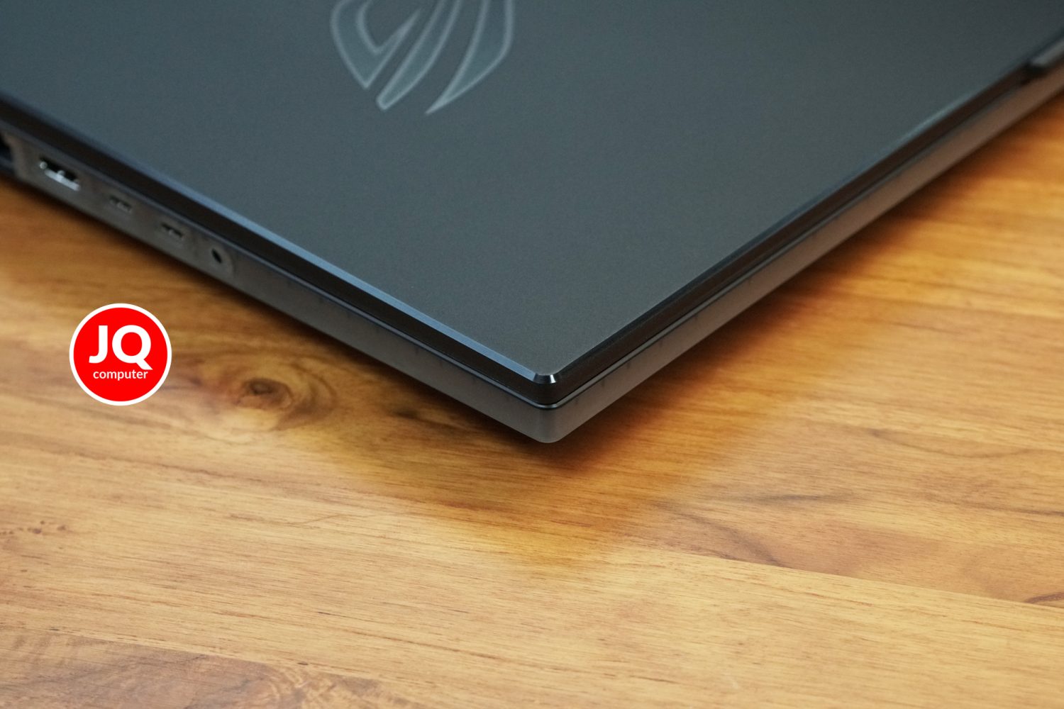 Asus ROG Strix Scar 18 - Image 22