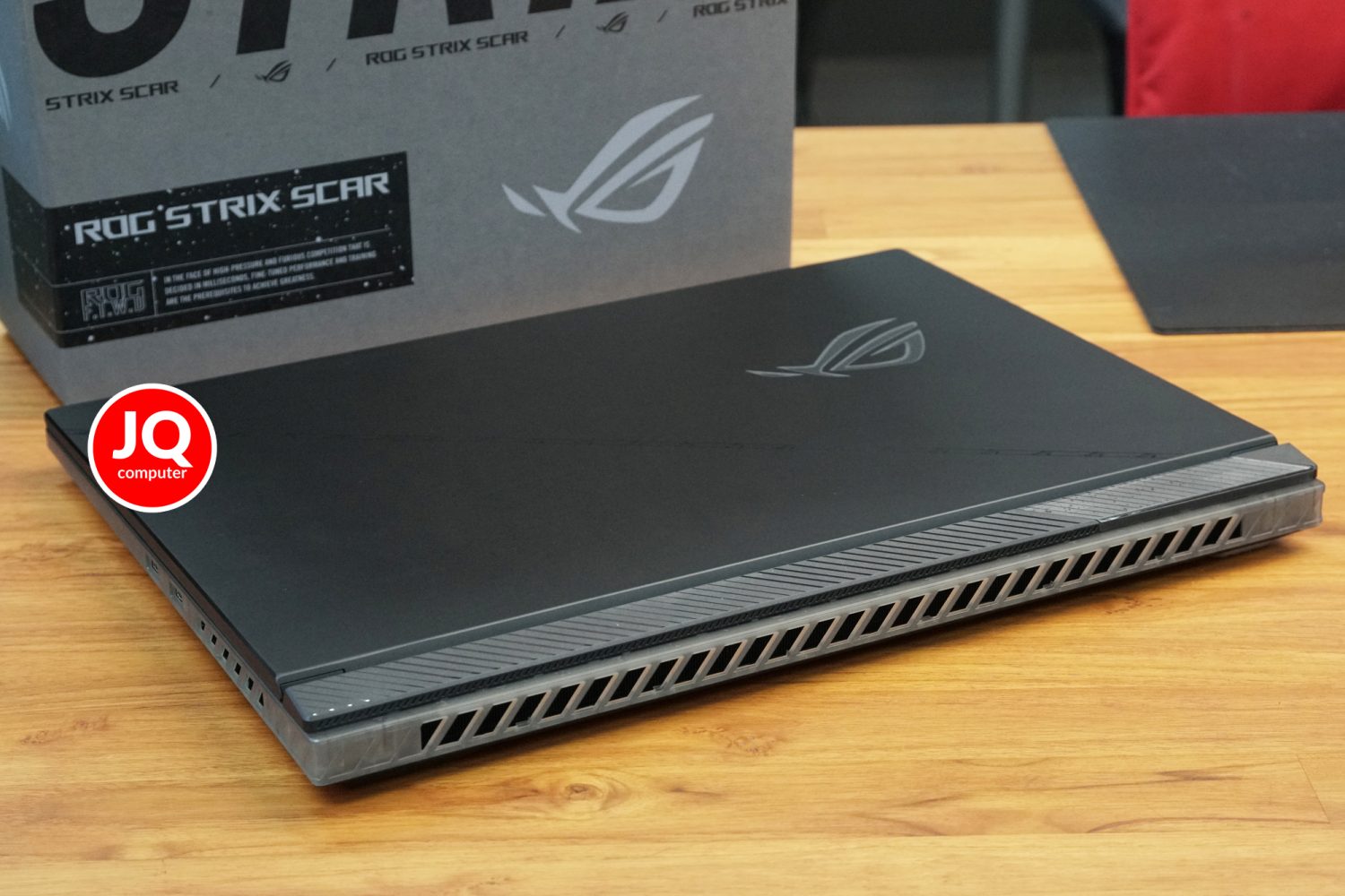 Asus ROG Strix Scar 18 - Image 23