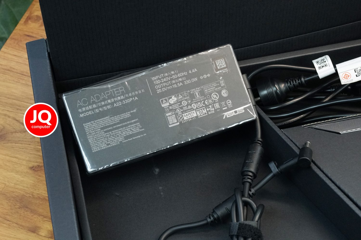 Asus ROG Strix Scar 18 - Image 25