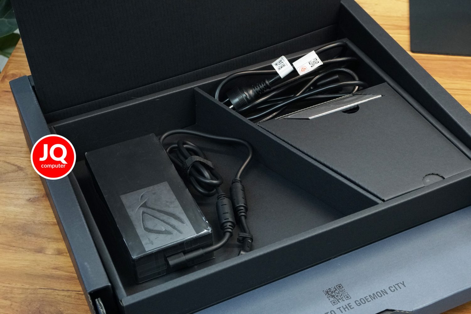 Asus ROG Strix Scar 18 - Image 27