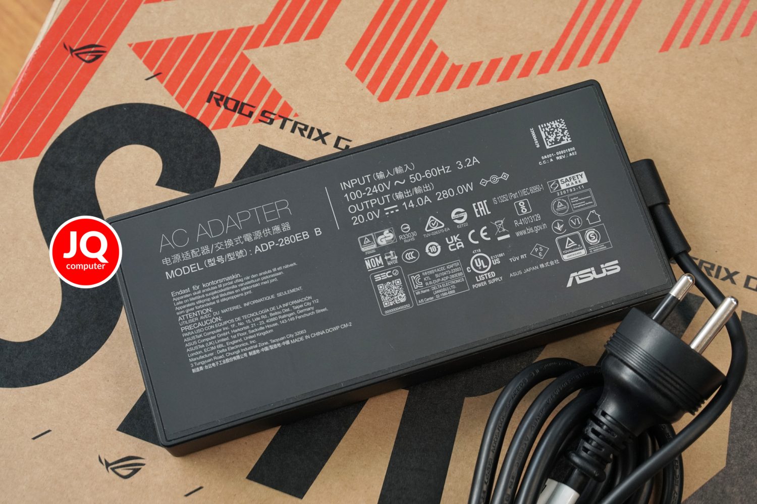 Asus ROG Strix G18 - Image 25