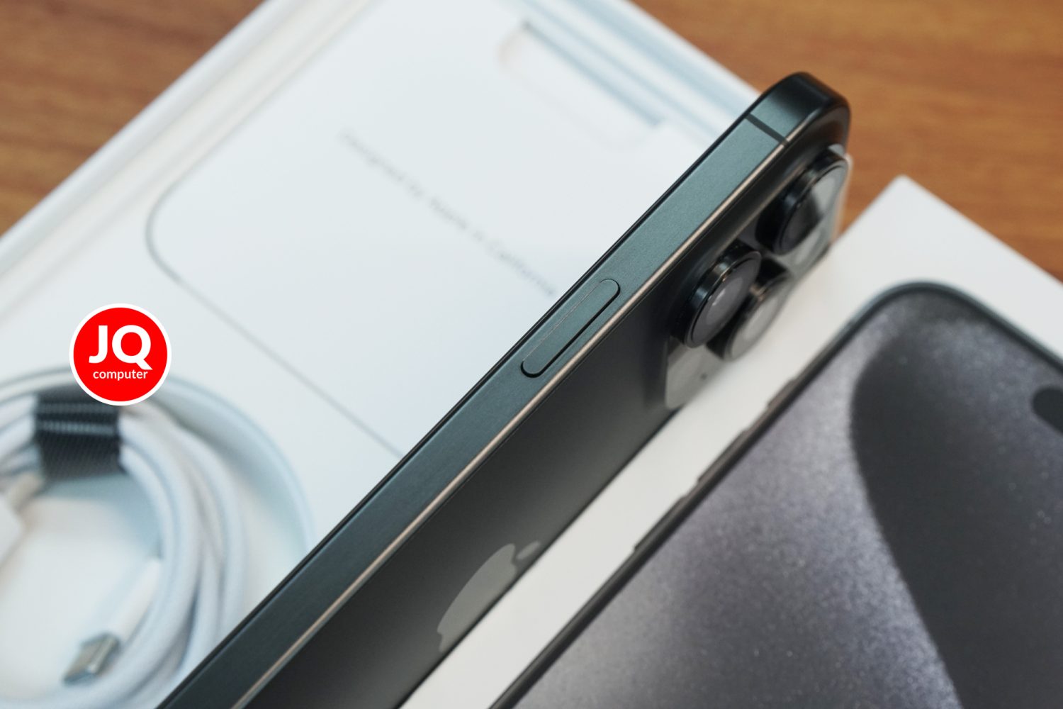 iPhone 15 Pro Max - Image 3