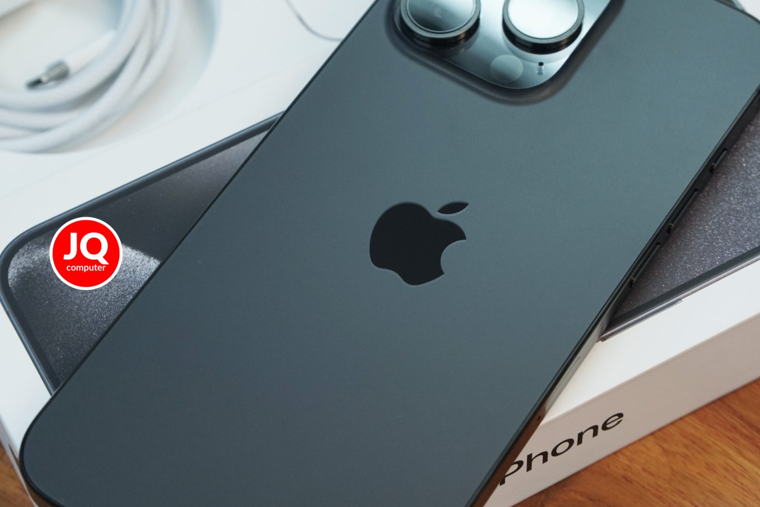 iPhone 15 Pro Max - Image 10