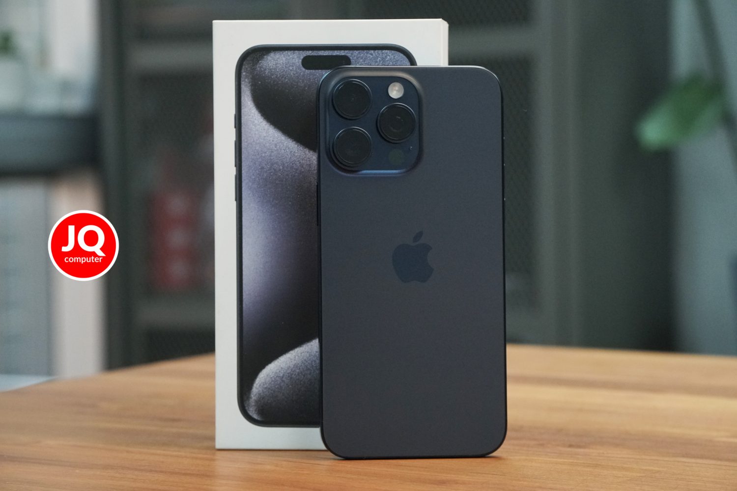 iPhone 15 Pro Max, 1 TB - Image 2