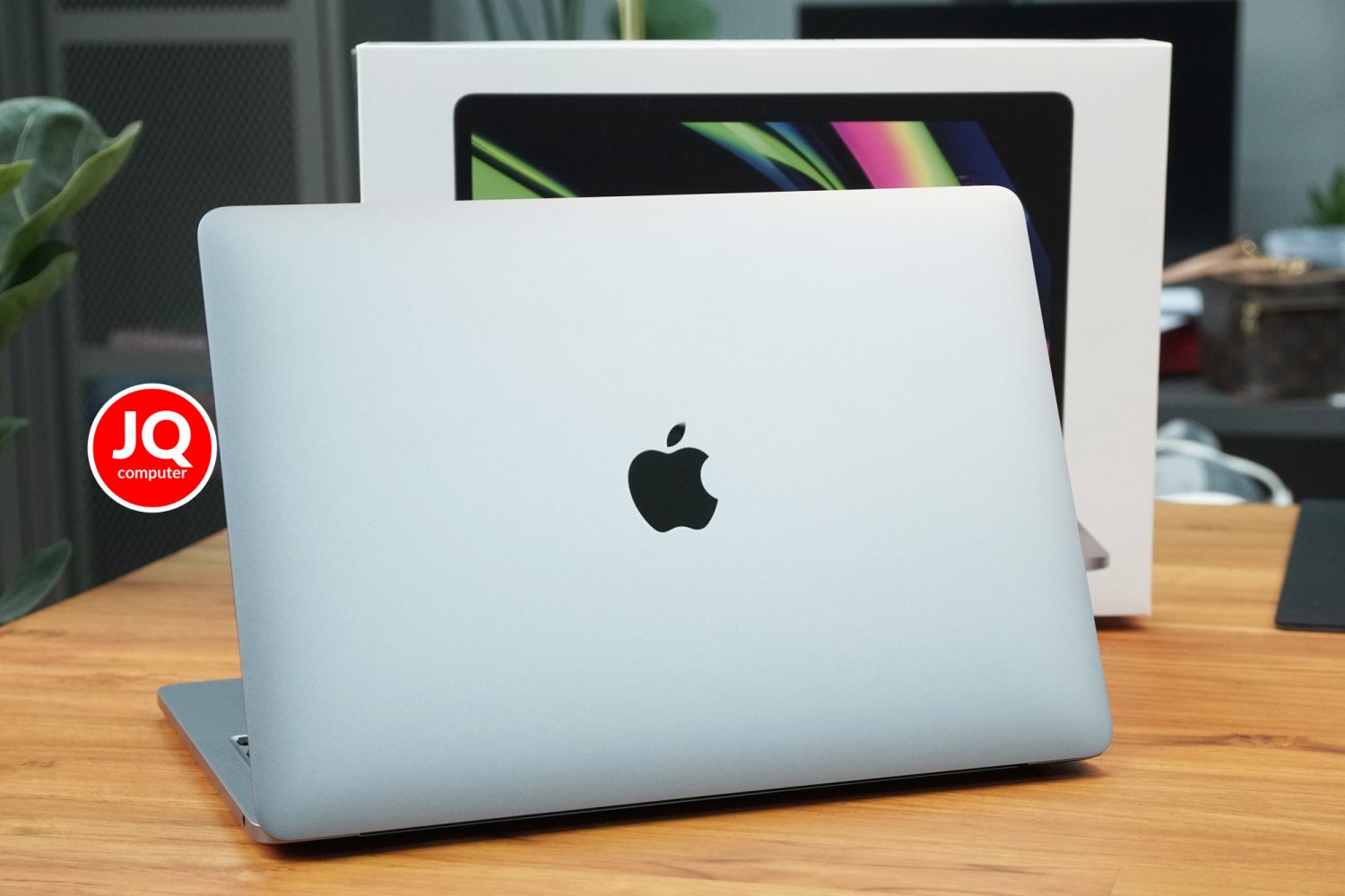 MacBook Pro 13" Apple M1, 2020 - Image 2