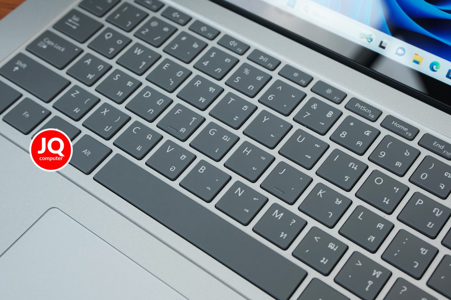 Surface Laptop Studio, i7 + Nvidia - Image 5
