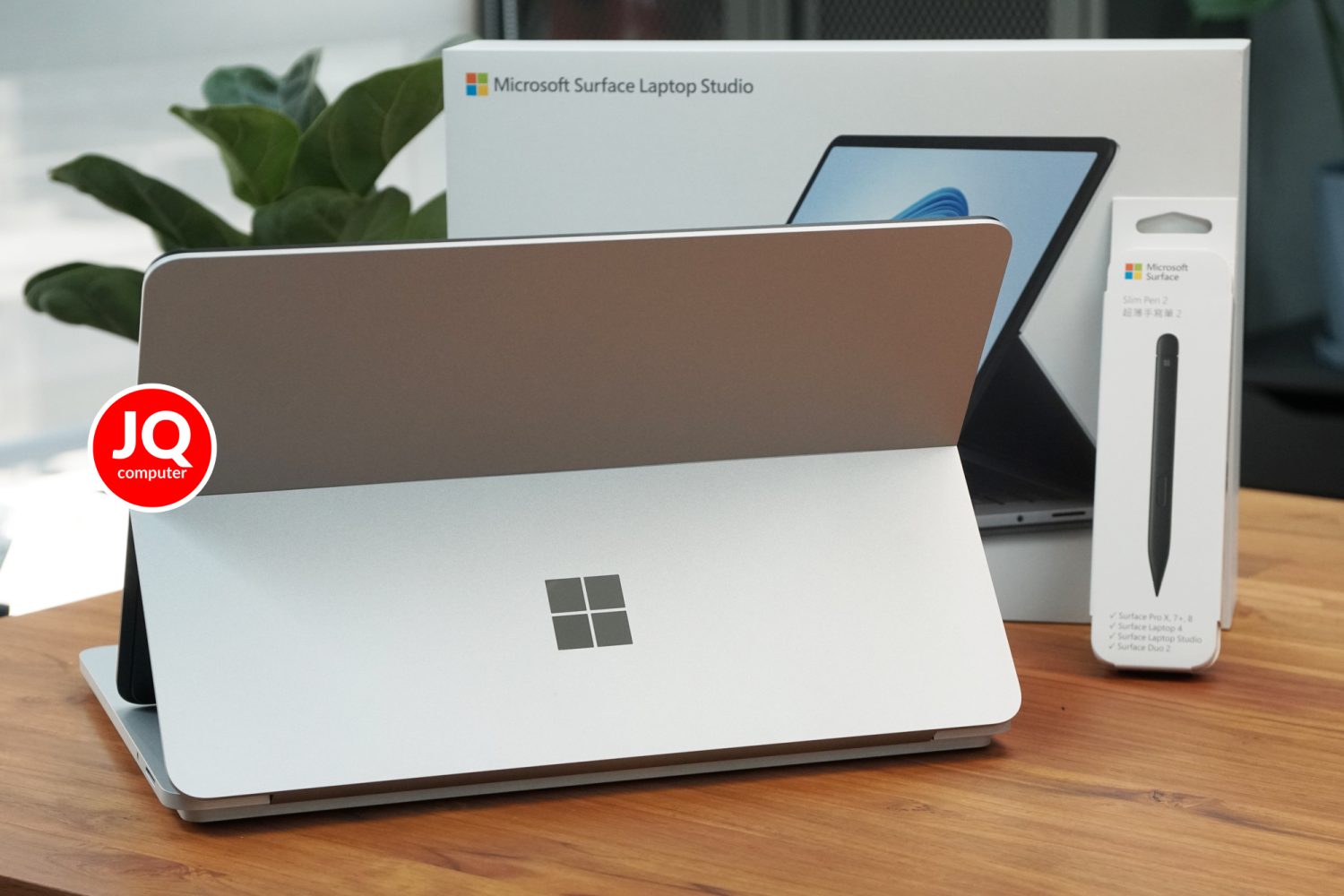 Surface Laptop Studio, i7 + Nvidia - Image 2