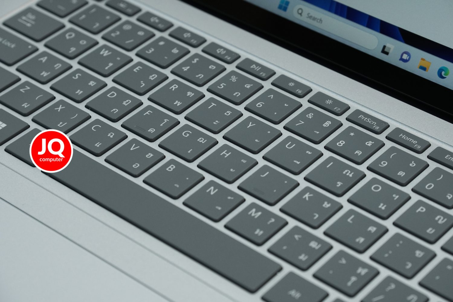 Surface Laptop Studio, i7 + Nvidia - Image 5