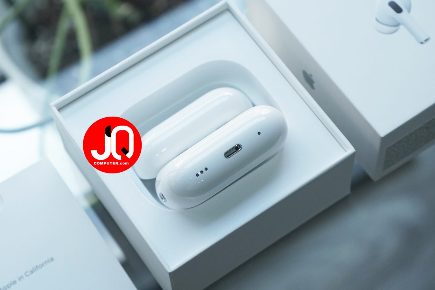 Apple AirPods Pro 2 - Image 3