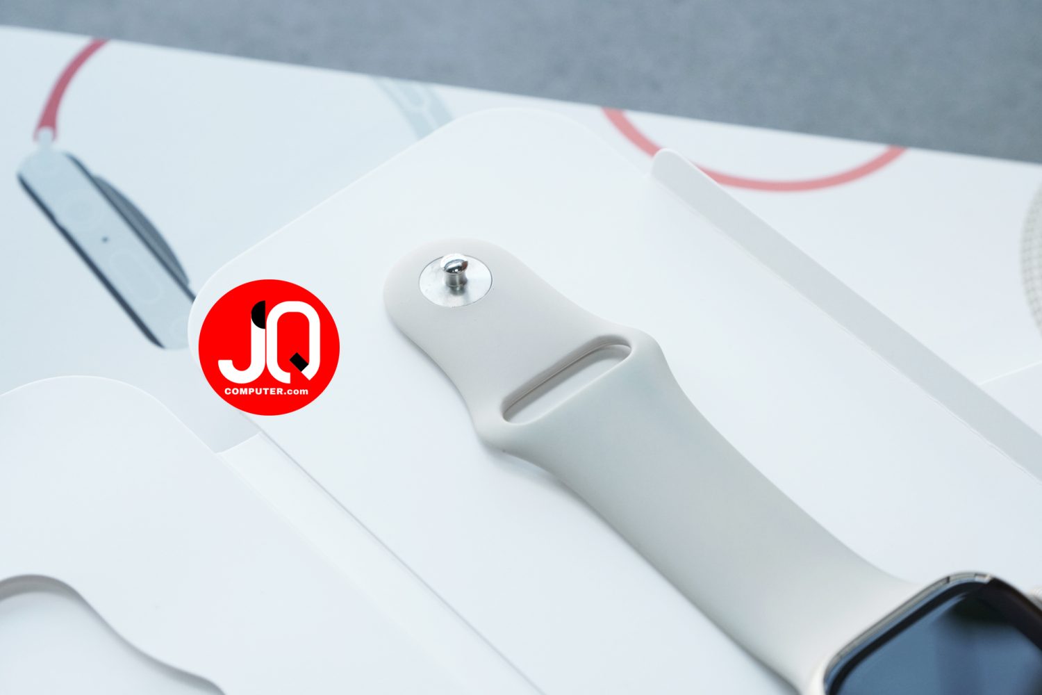Apple Watch 7 Aluminum - Image 7