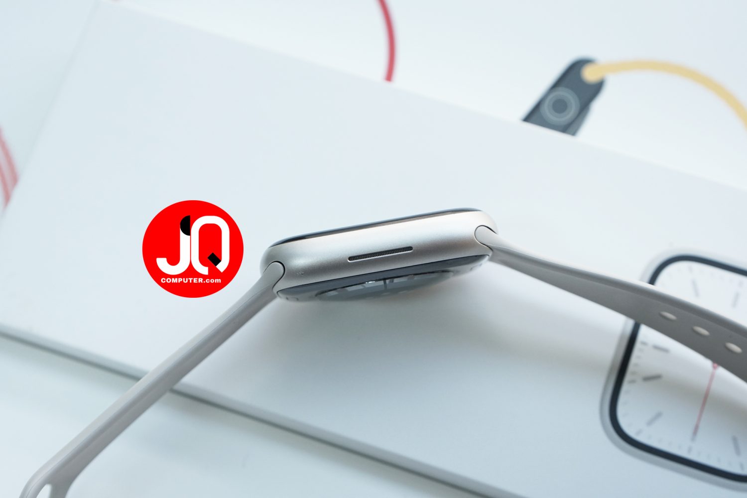 Apple Watch 7 Aluminum - Image 4