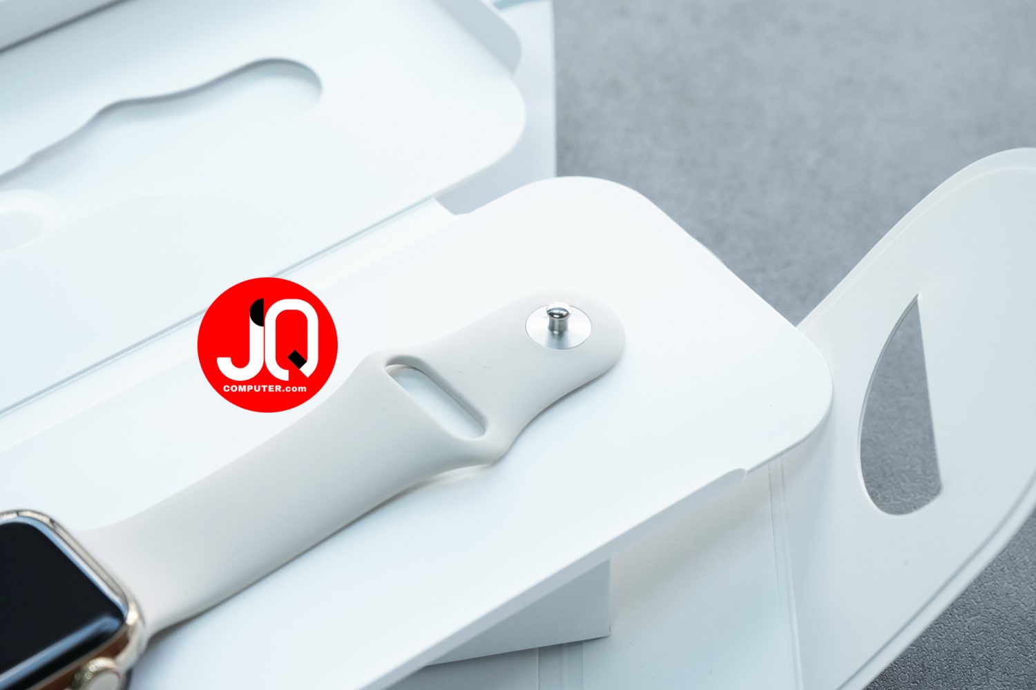 Apple Watch 8 Stainless (Apple Care+) - Image 7
