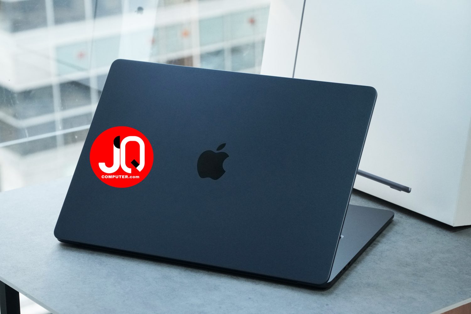 MacBook Air 15" Apple M2, 2023 - Image 2