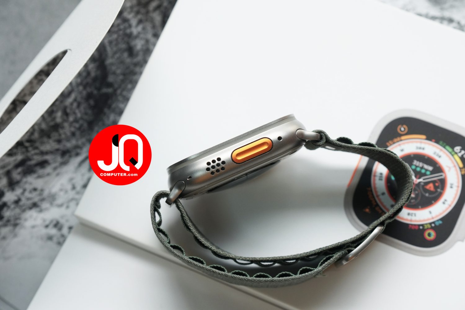 Apple Watch Ultra 1 - Image 4