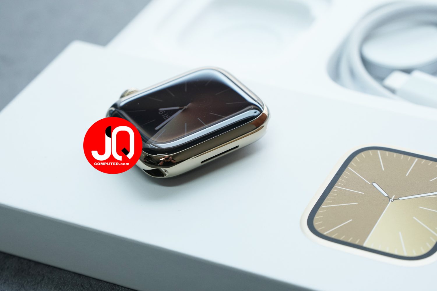 Apple Watch 9 Stainless Steel, Cellular - Image 4