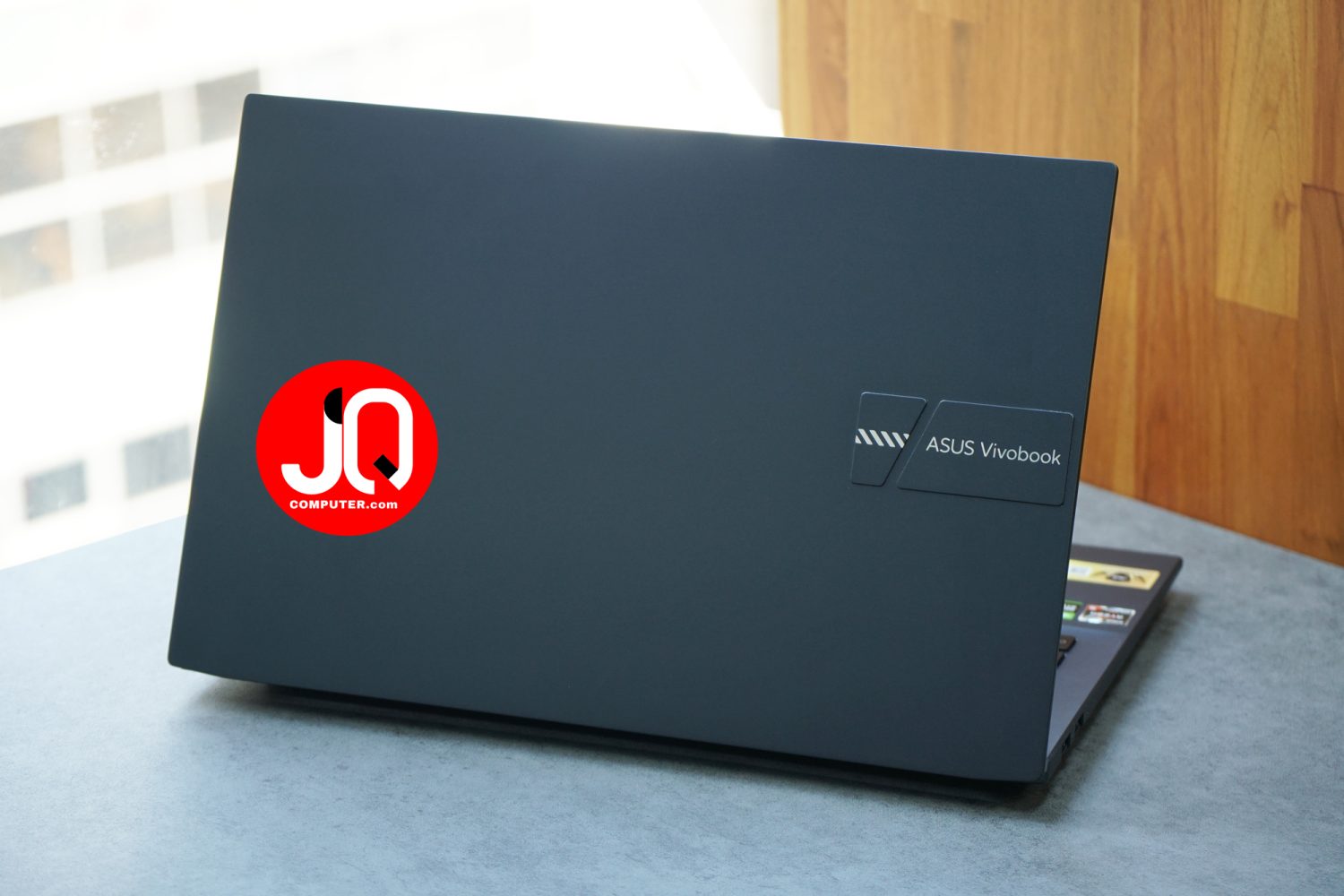 Asus Vivobook Pro 15 - Image 2