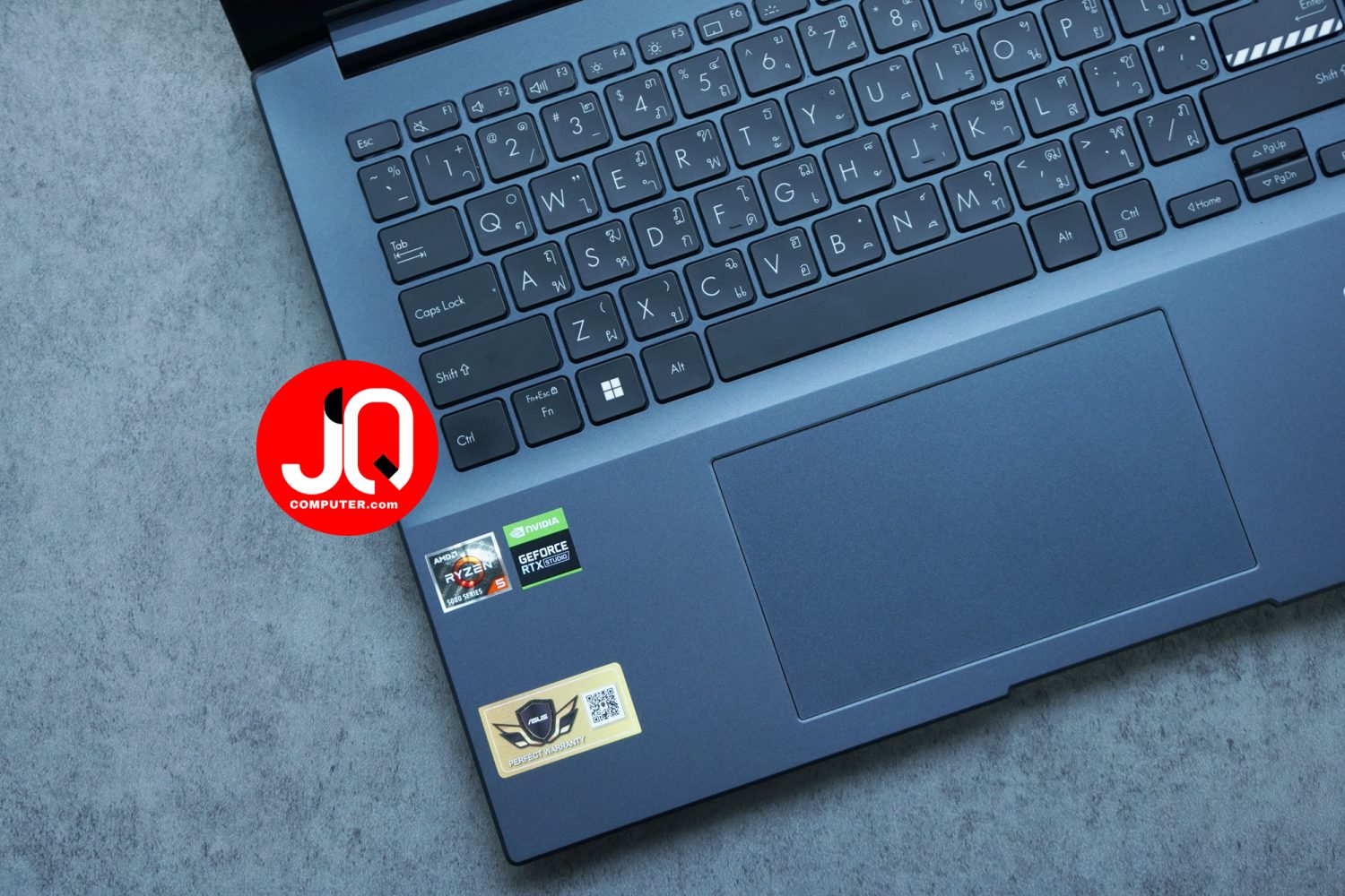 Asus Vivobook Pro 15 - Image 3