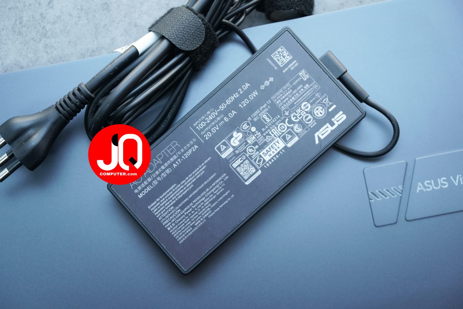Asus Vivobook Pro 15 - Image 21