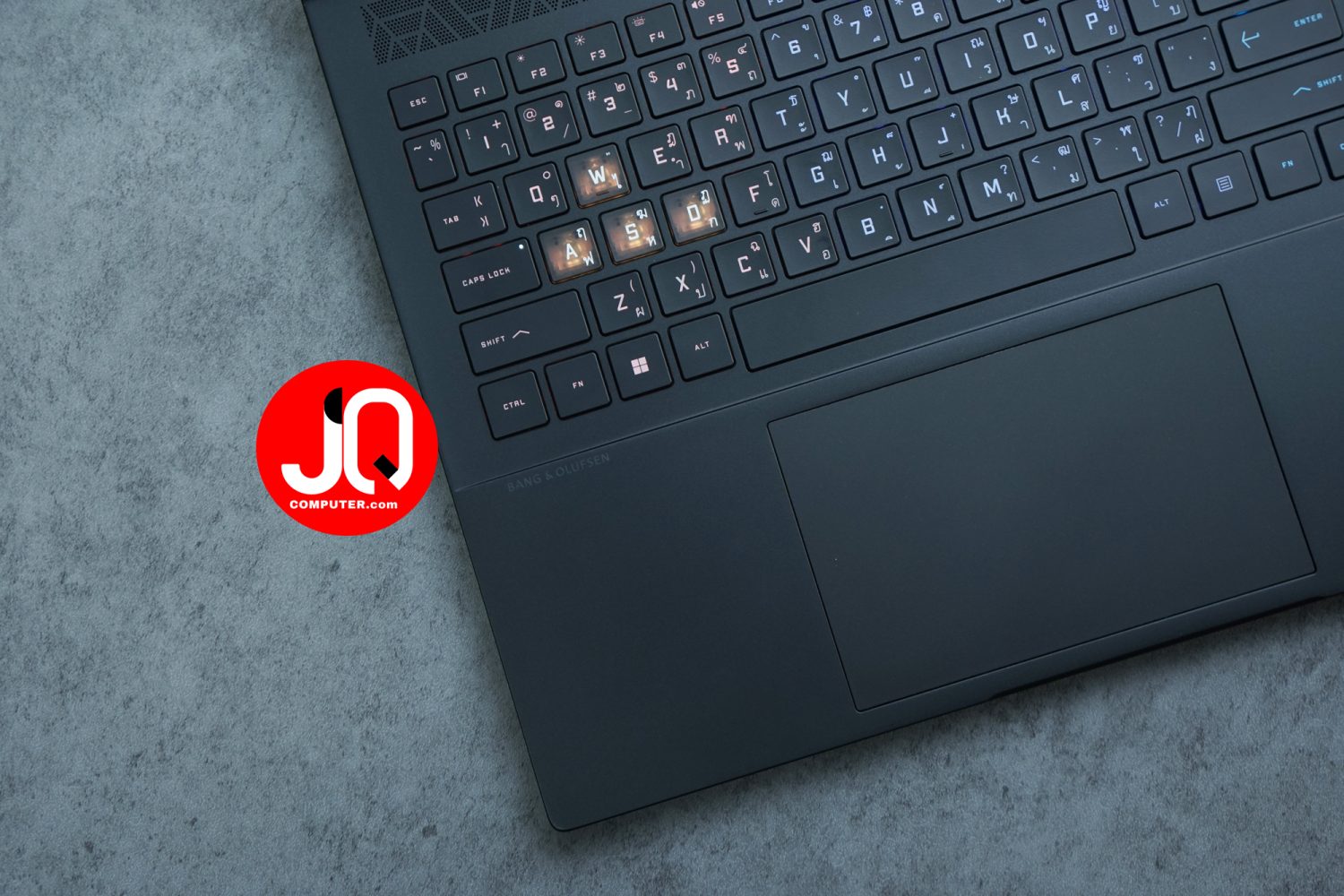 HP Omen Transcend 16 - Image 3